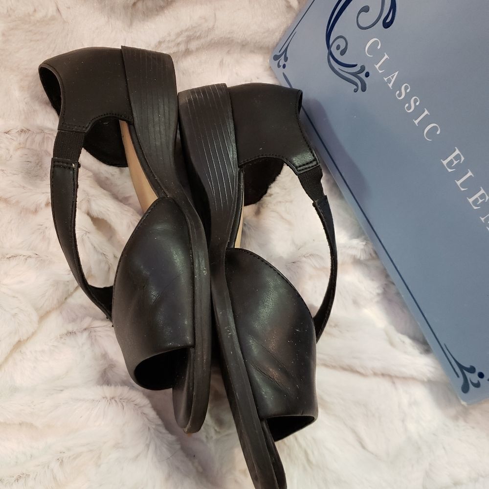 Classic Elements Sandals   - Picture 3 of 5